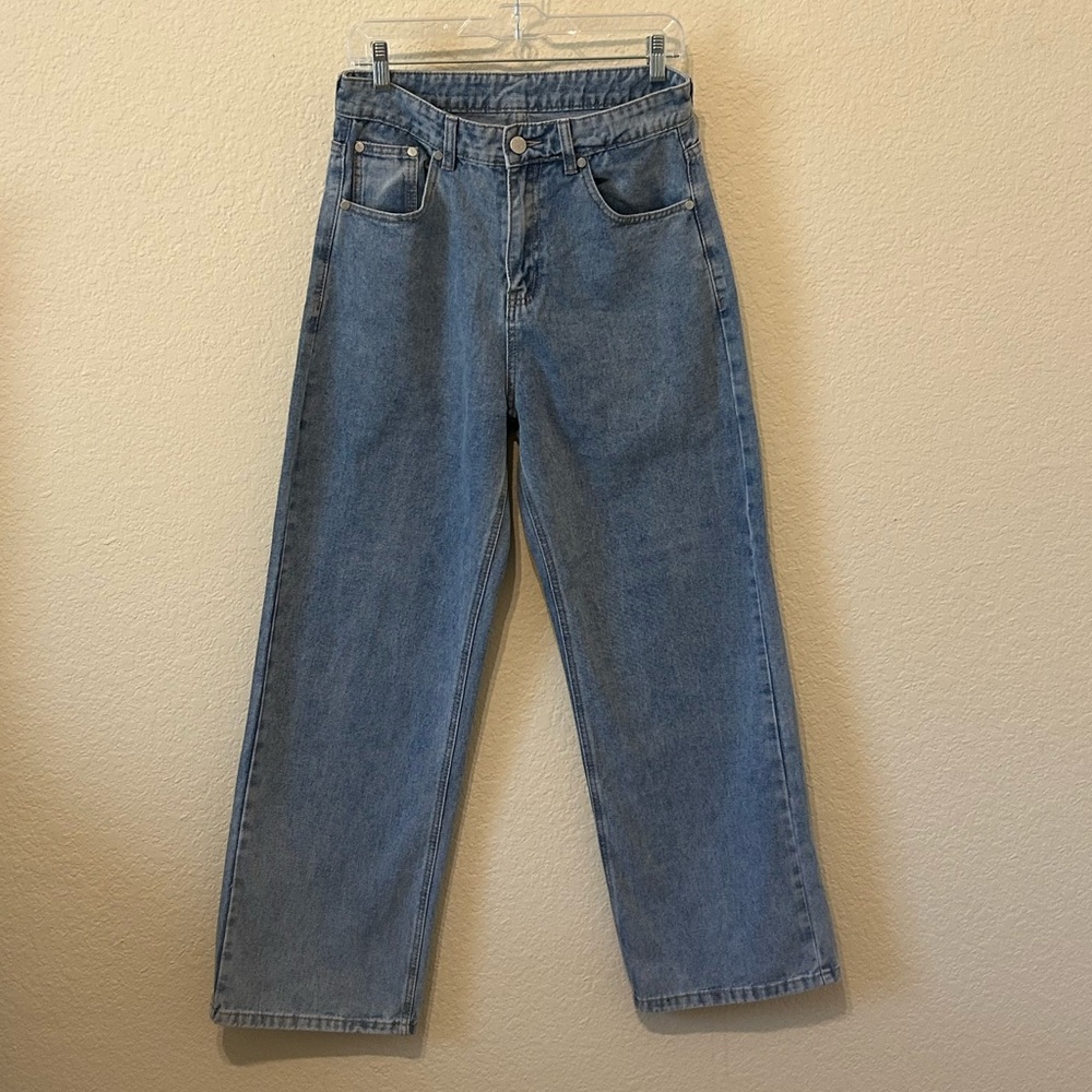 Blue Straight-Leg Jeans with Relaxed Fit